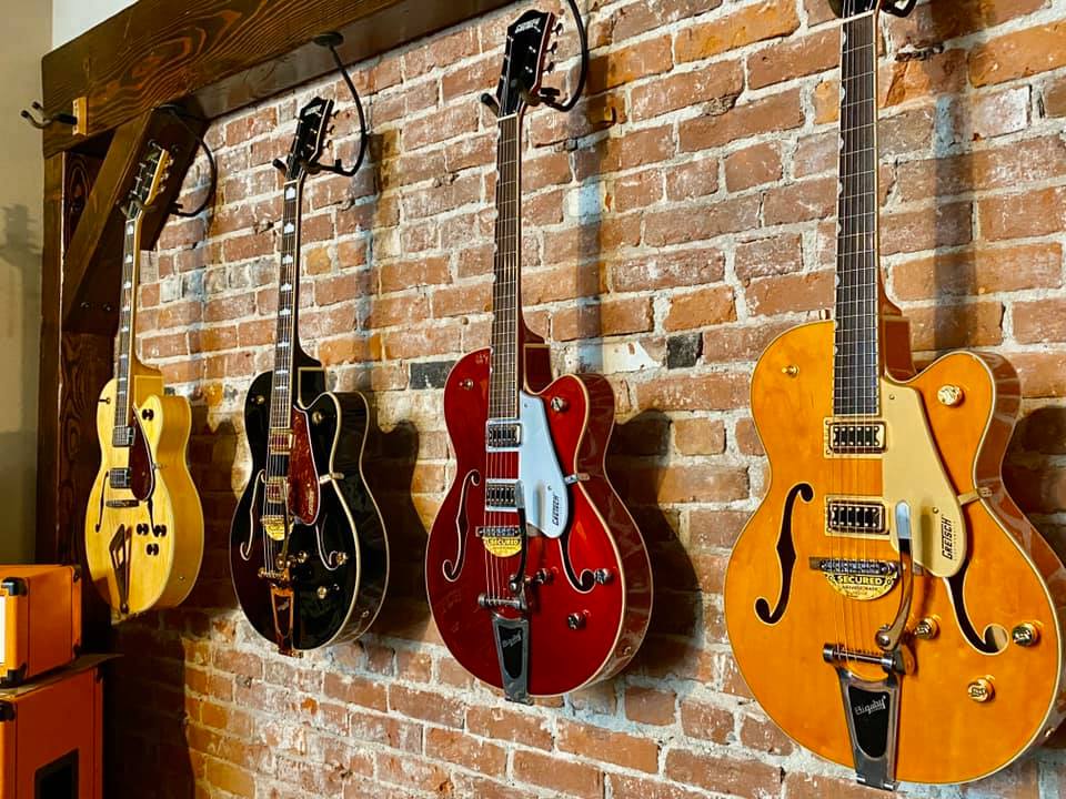 Gretsch Wall